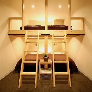 네스트 , 오사카 일본